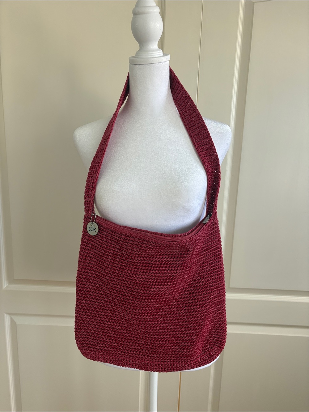 The SAK Crochet Shoulder bag Red